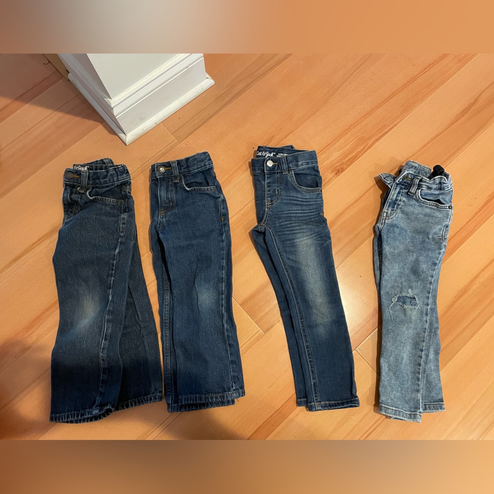 4 pairs jeans